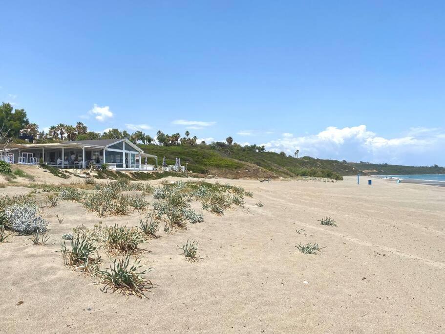 Shanti Sea View Apartment